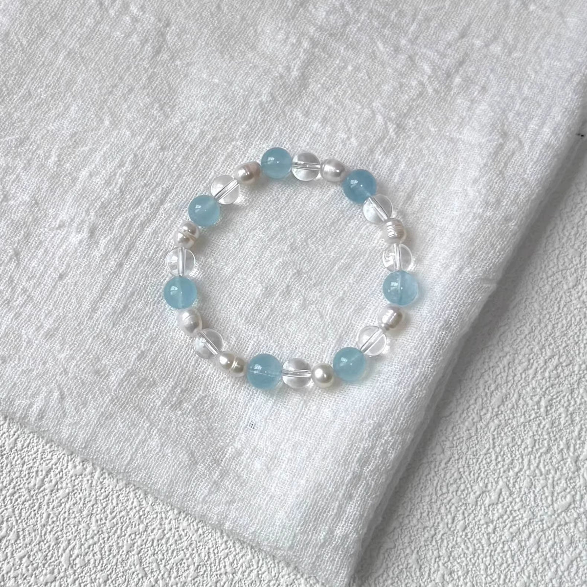 Summer-Inspired Transparent Aquamarine, Natural Clear Quartz, and Freshwater Pearl Bracelet for Women—Multistone Bracelet