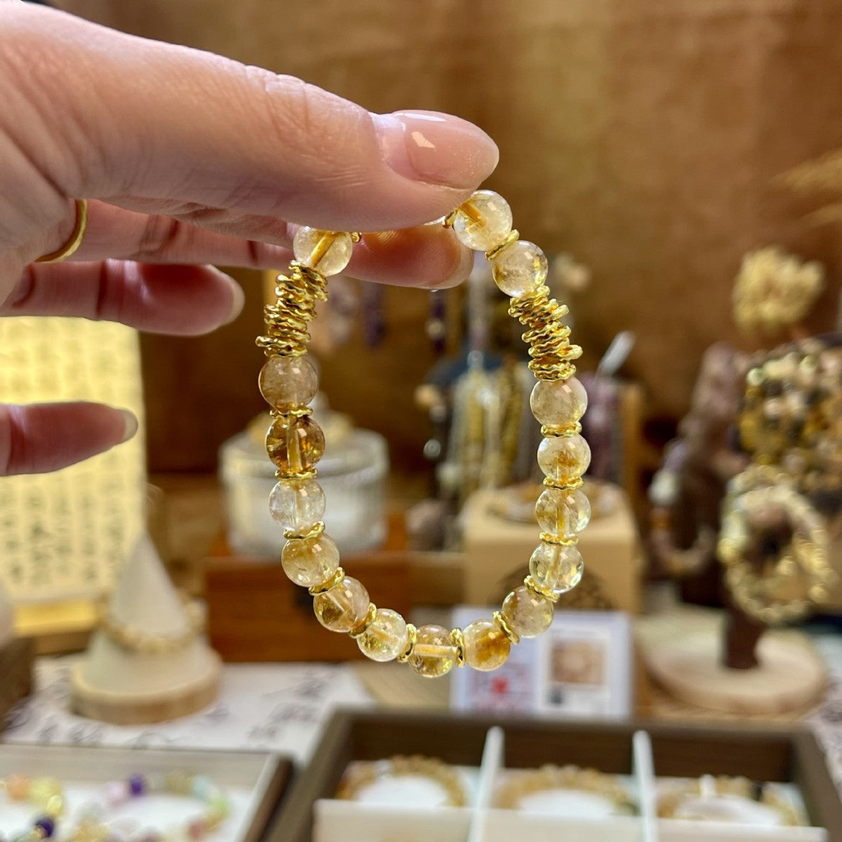 8mm Yellow Tower Crystal Coiled Bracelet: Diverse, Original Designs, Fashionable, Light Luxury, Natural Crystal Bracelet
