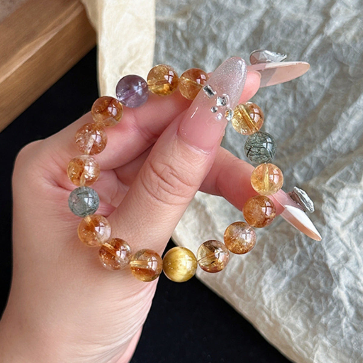 Lucky Natural Yellow Quartz Yellow Tower Crystal Bracelet for Women—Tiger's Eye Crystal Gift for Wealth and Career Success