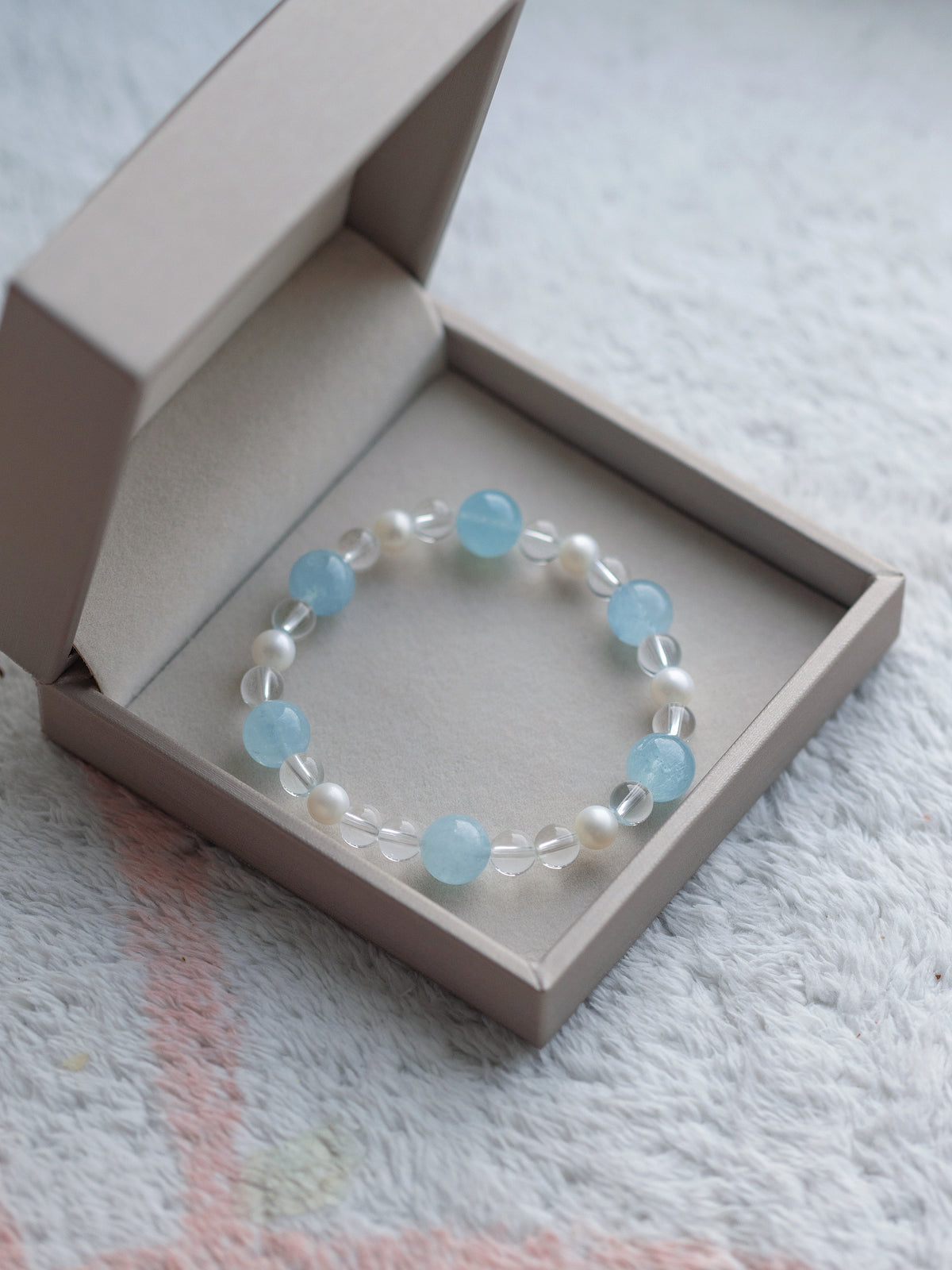 Summer-Inspired Transparent Aquamarine, Natural Clear Quartz, and Freshwater Pearl Bracelet for Women—Multistone Bracelet